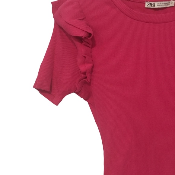 Zara women’s pink ruffled sleeve bodysuit, size medium, ribbed - Picture 4 of 7